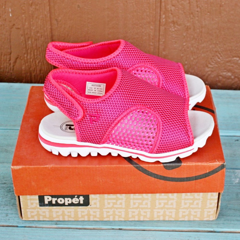 Propet Travel Activ SS Sandals Sz 6 (4E) XWide NEW